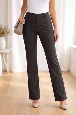 Lee Women's Wrinkle Free Relaxed Fit Straight Leg Mid-Rise Trousers, Brown and L